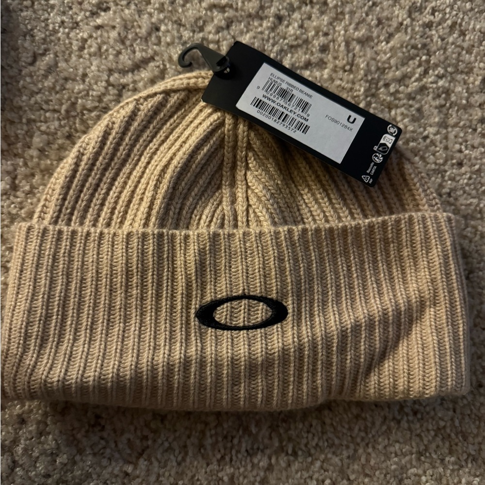 NWT Eclipse Ribbed beanie color humus Oakley Unisex size U